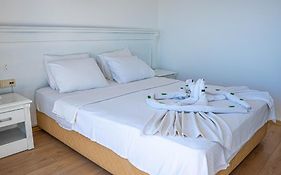 Honeymoon Beach Otel